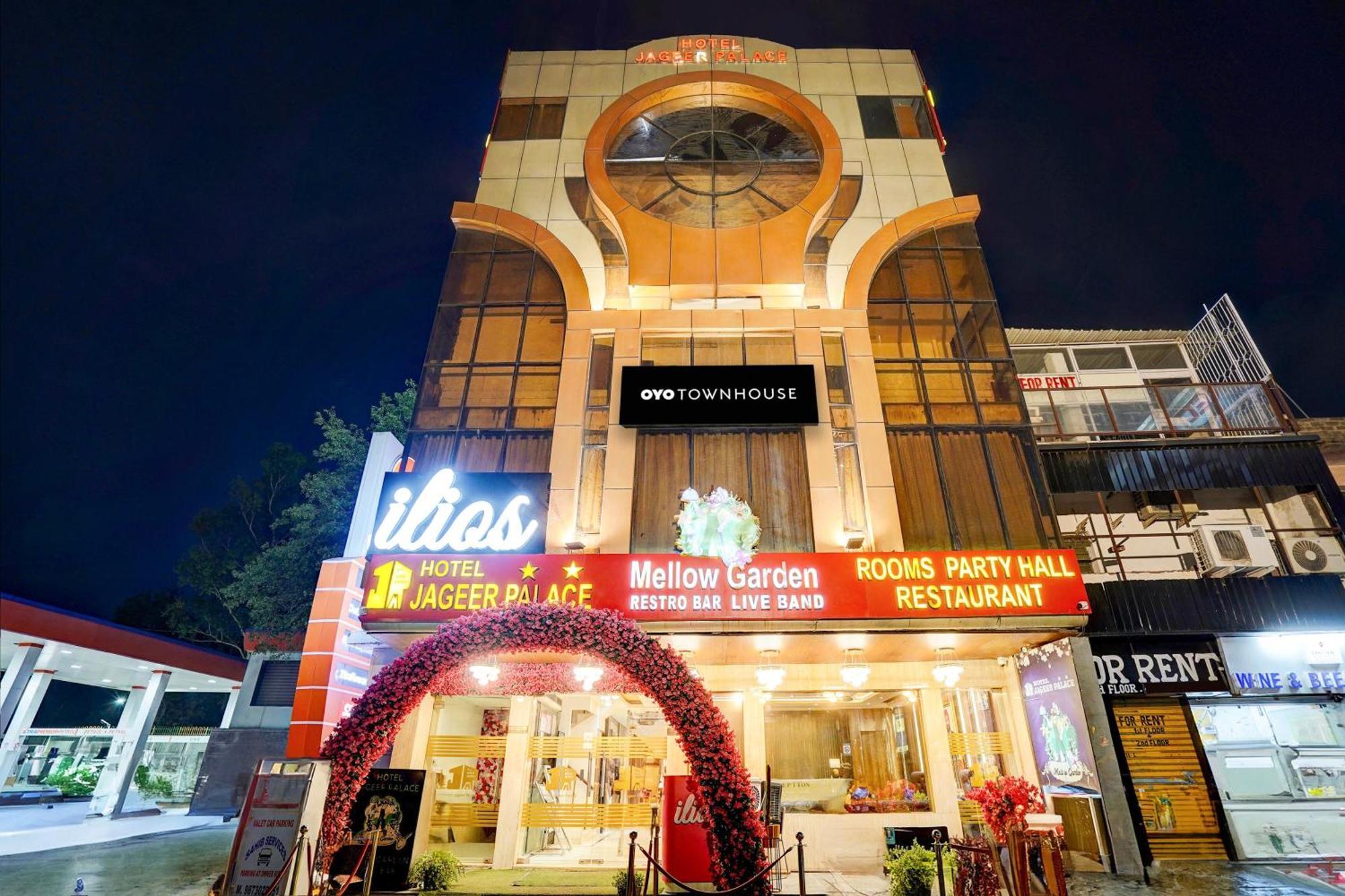 Super Townhouse Jageer Palace Near Mayapuri Chowk New Delhi Exterior photo